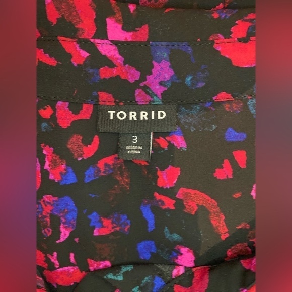 Torrid Long Sleeve Button Down Blouse Size 3 LIKE NEW - Picture 5 of 8